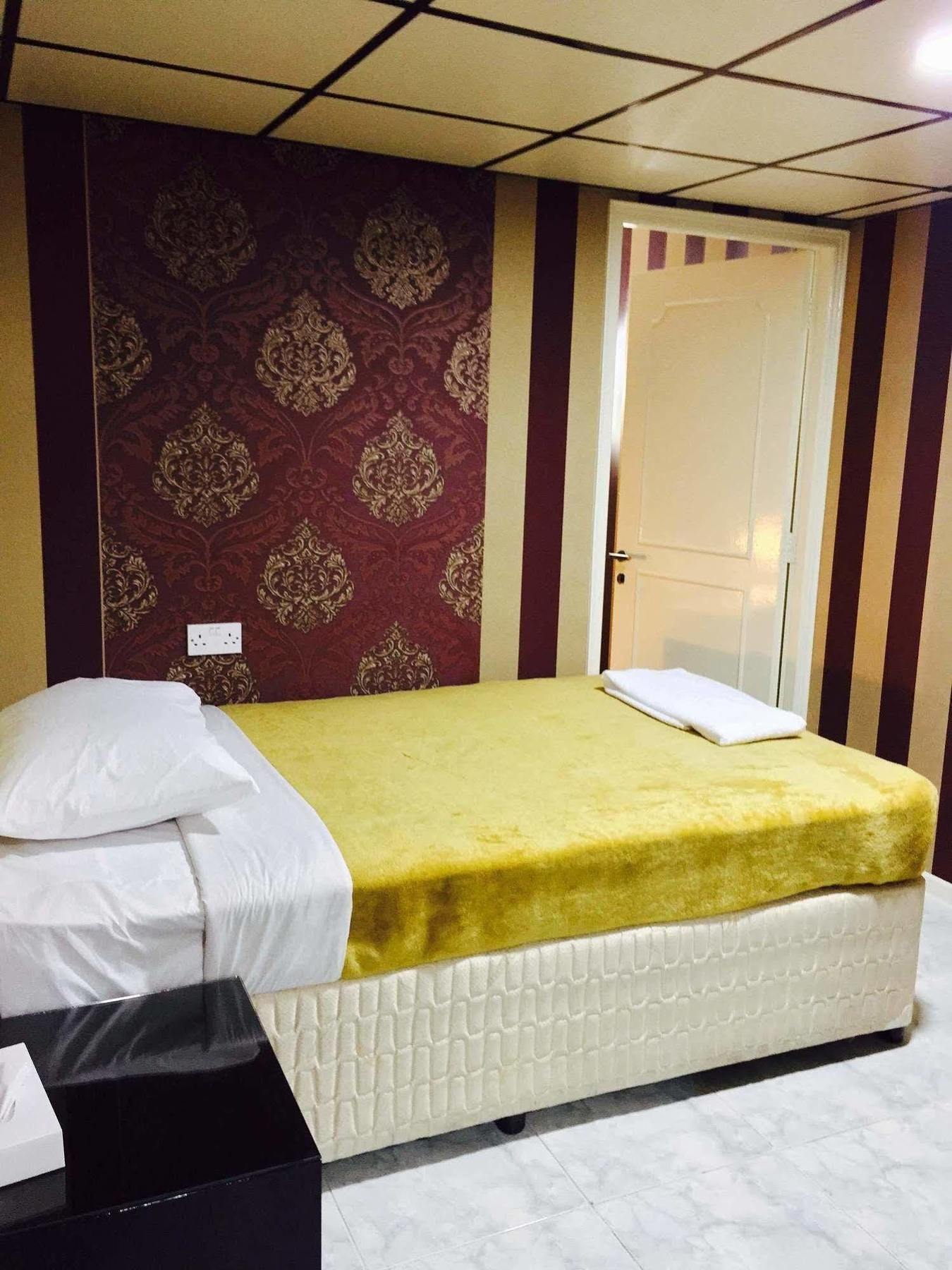 דובאי West Hotel מראה חיצוני תמונה